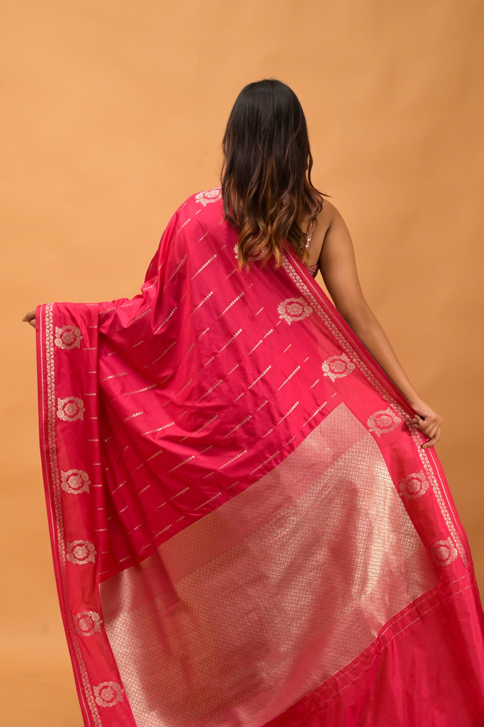 Woven Fuchsia  Pink Silk Saree with Zari Detailing